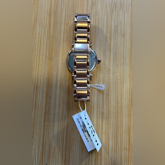 Coach Madison Watch With 34mm Silver Face & RoseGold Bracelet - Picture 6 of 8